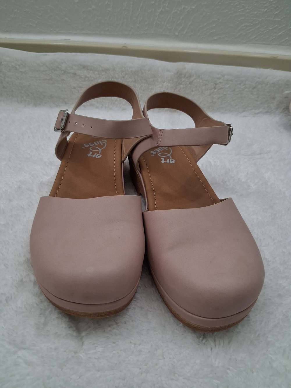Art Class Women’s Blush Pink Closed-Toe Ankle Strap Clogs
